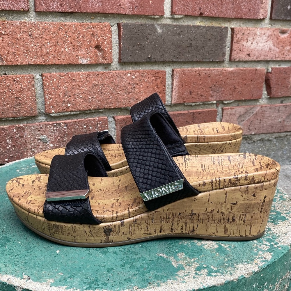 SOLD Vionic Atlantic pepper cork wedge sandal